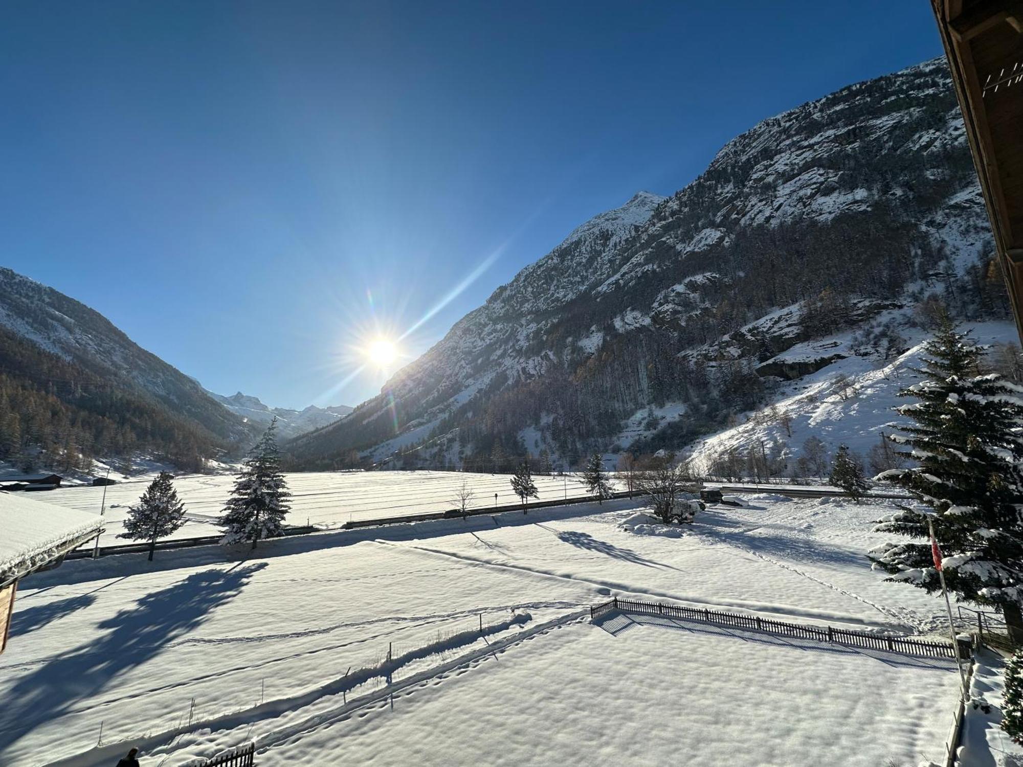 Relaxing Loft Haven Near Zermatt - Parking Free Apartment Tasch Exterior photo